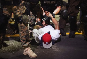 national-guard-called-in-as-unrest-continues-in-ferguson-1